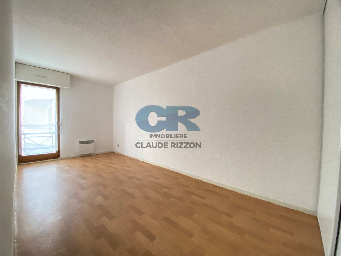 
                                                Vente
                                                 PARC STE MARIE - F2 à vendre