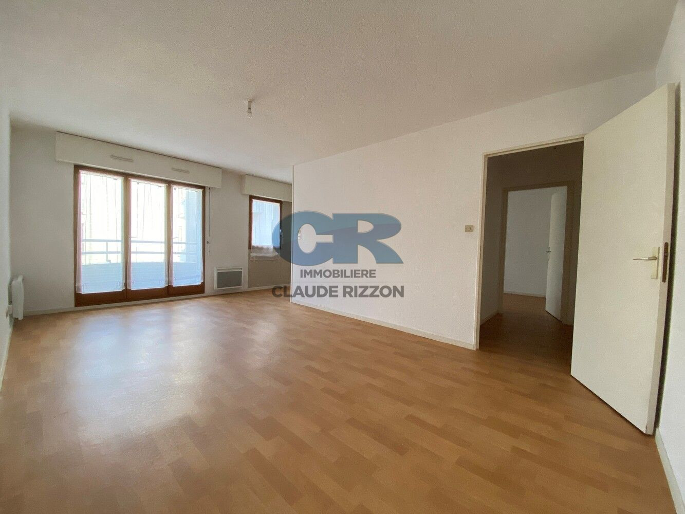 
                                                Vente
                                                 PARC STE MARIE - F2 à vendre