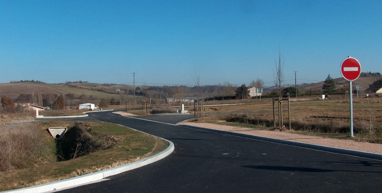 
                                                Vente
                                                 Parcelles de terrains industriels à vendre – Lézat / Ariège / Pyrénées