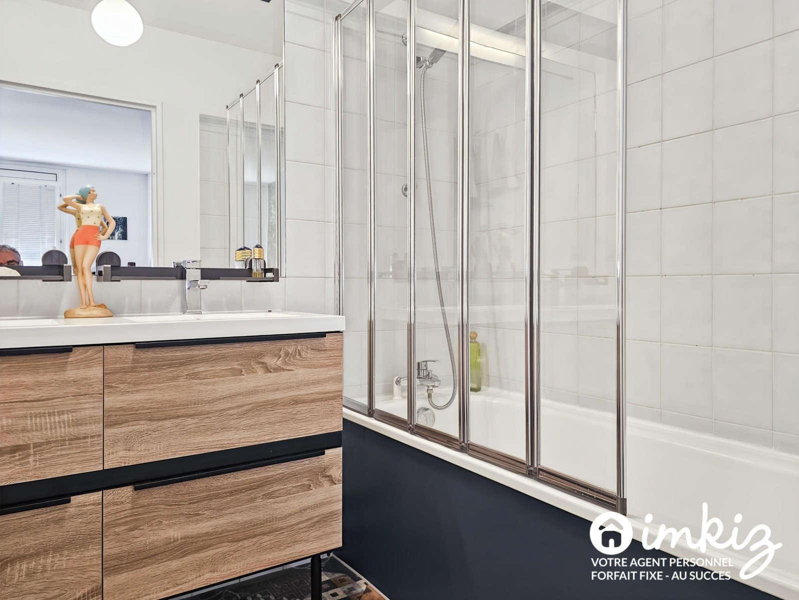 
                                                Vente
                                                 Paris 10ème 4 pièces de 89 m² avec vue panoramique
