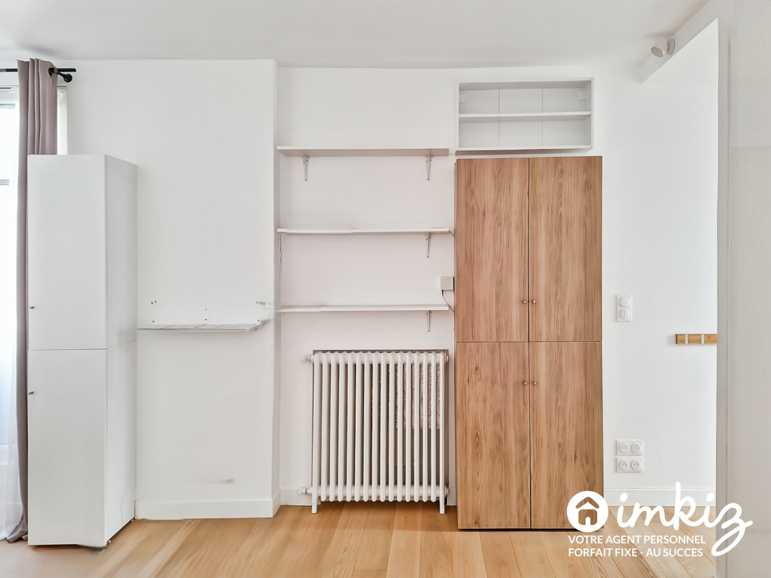 
                                                Vente
                                                 Paris 11ᵉ grand studio 36m² rénové