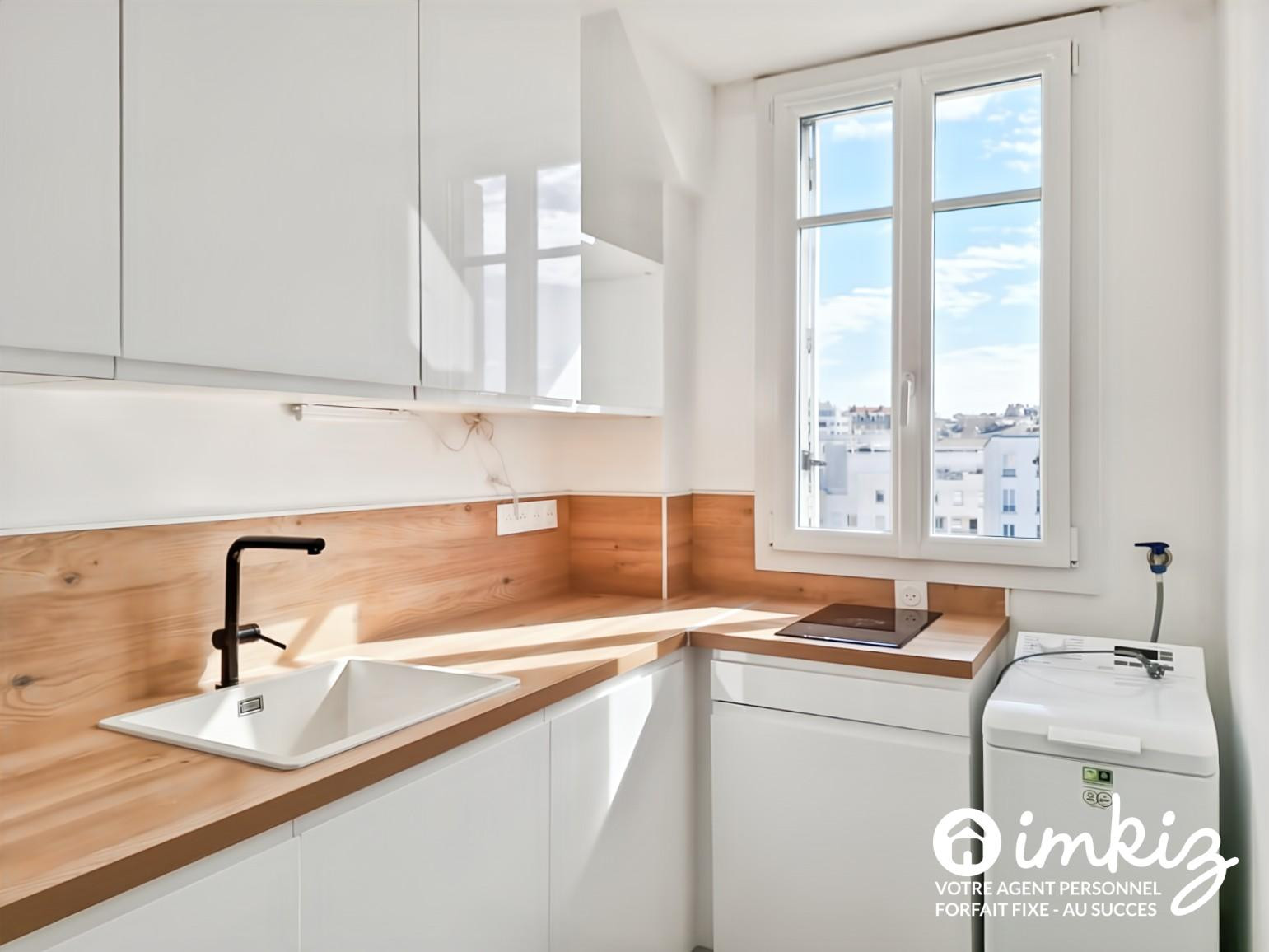 
                                                Vente
                                                 Paris 11ᵉ grand studio 36m² rénové