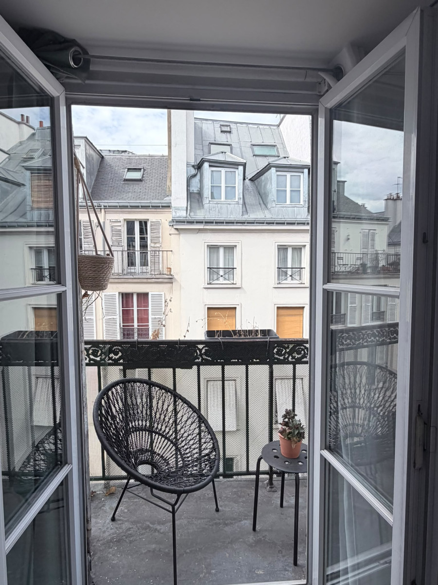 
                                                Location
                                                 Paris 11e — Appartement 2 pièces meublé