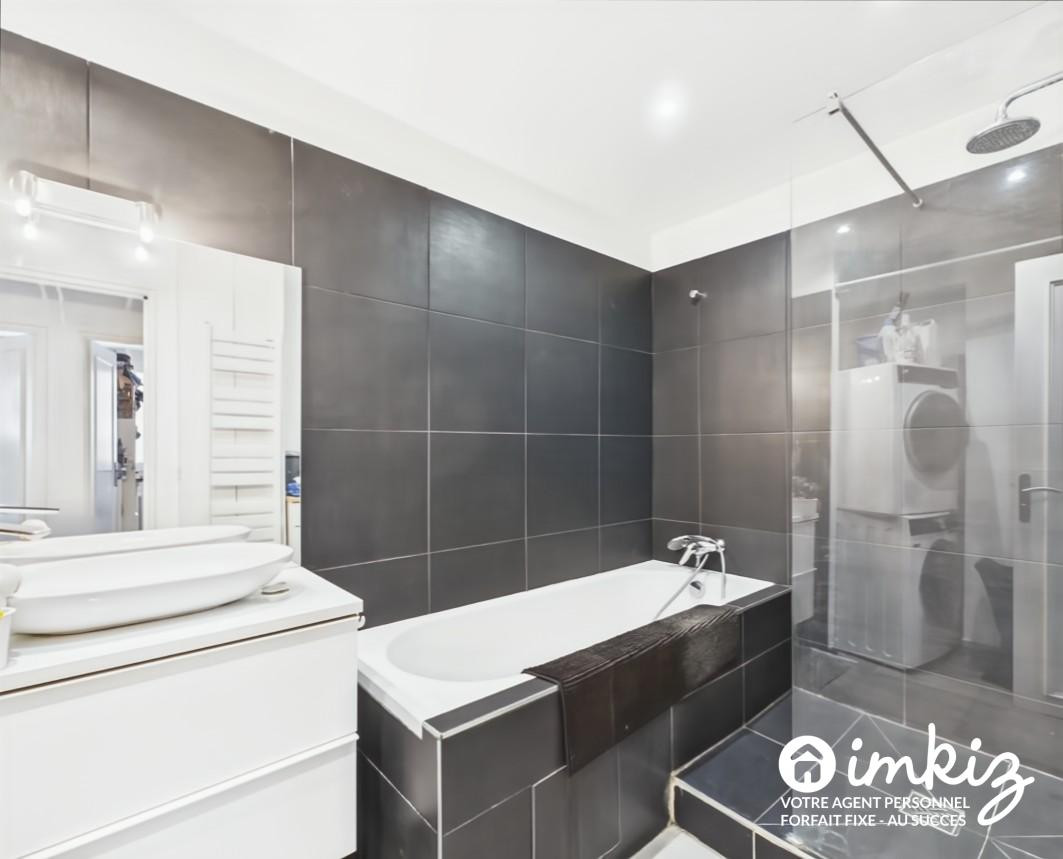 
                                                Vente
                                                 Paris 11ème – 4P 84 m², quartier Roquette