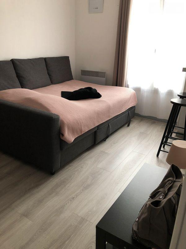 
                                                Location
                                                 Paris 11ème beau studio rénové 18m²