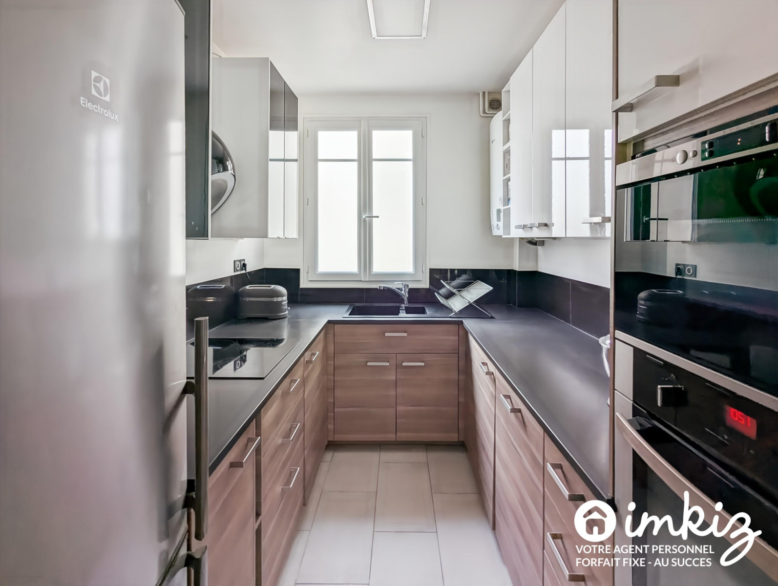 
                                                Vente
                                                 Paris 12ème-Boulevard Soult-3/4 pièces de 77m²