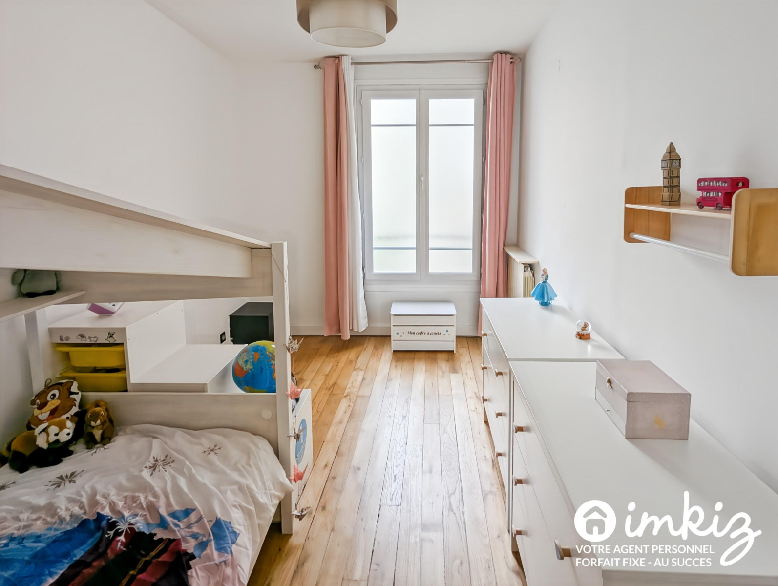 
                                                Vente
                                                 Paris 12ème-Boulevard Soult-3/4 pièces de 77m²