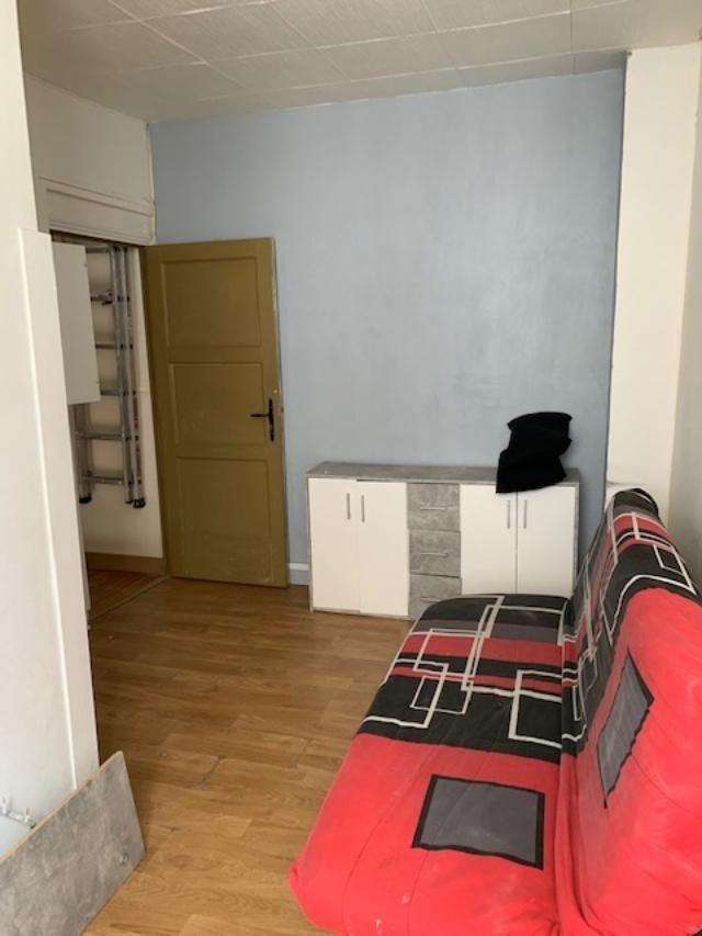 
                                                Location
                                                 PARIS 14 METRO ALESIA 2P MEUBLE 30M2 REFAIT NEUF