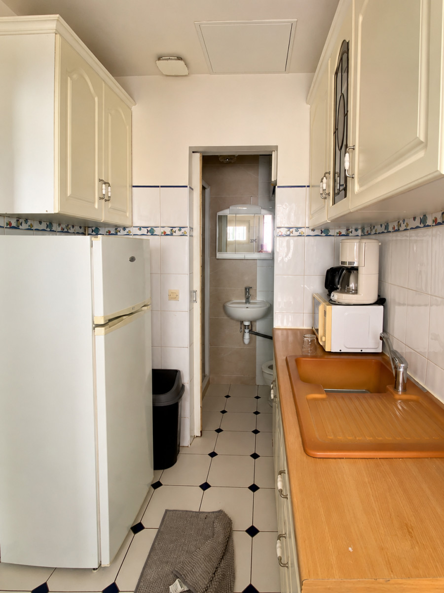 
                                                Vente
                                                 Paris 15e – Appartement 2 pièces de 37,93 m² – Dernier étage – Cave