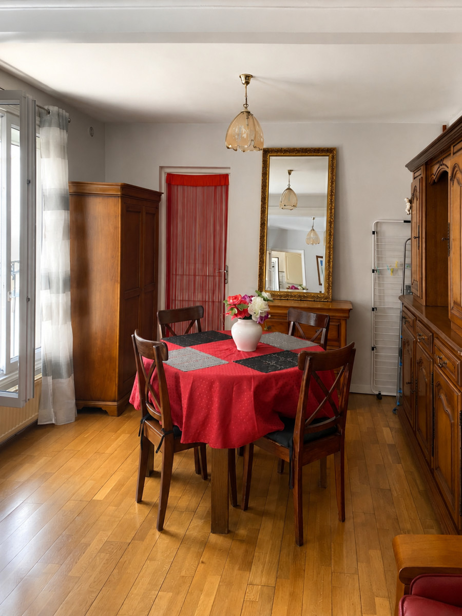 
                                                Vente
                                                 Paris 15e – Appartement 2 pièces de 37,93 m² – Dernier étage – Cave