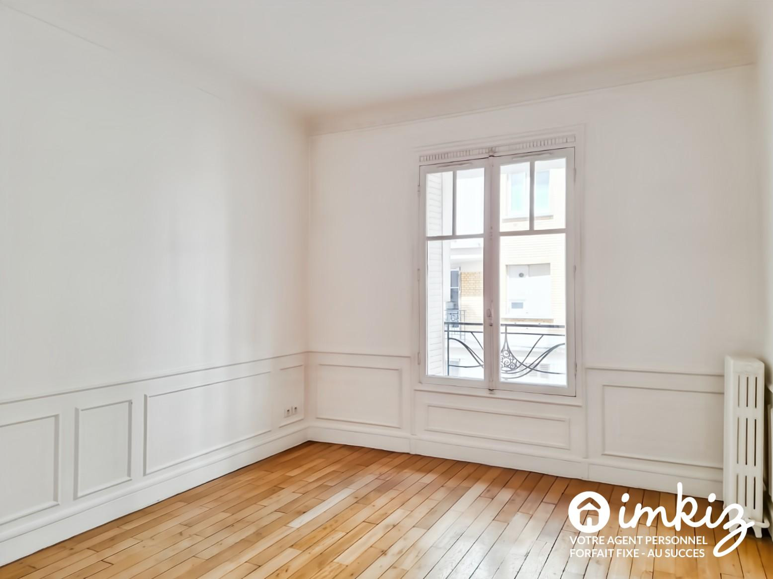 
                                                Vente
                                                 Paris 15ème 44 m² traversant, calme et lumineux