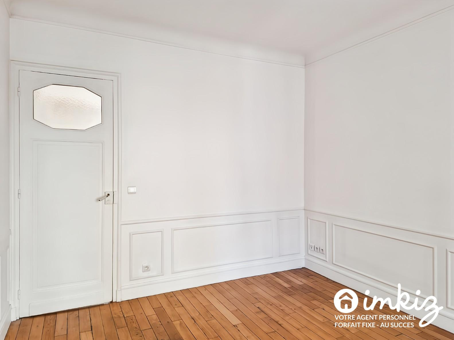 
                                                Vente
                                                 Paris 15ème 44 m² traversant, calme et lumineux