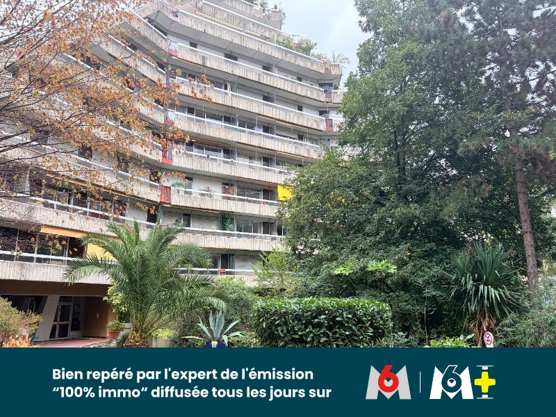 
                                                Vente
                                                 Paris 15ème - Quartier St Lambert - Appartement 2 pieces 46m2 avec terrasse - 8eme etage - calme et lumineux