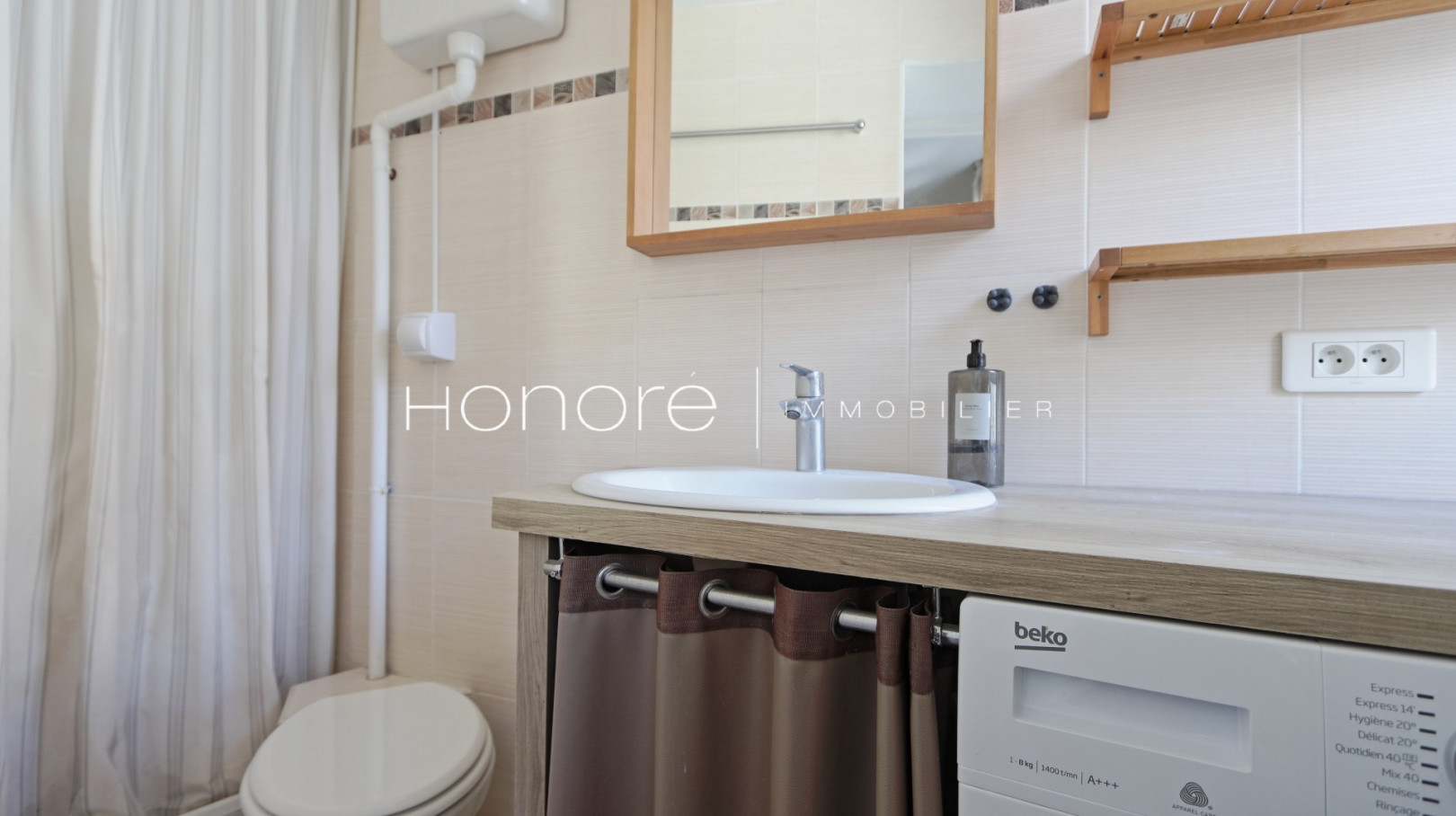 
                                                Location
                                                 PARIS 16 – PASSY / ANNONCIATION - CHARMANT STUDIO