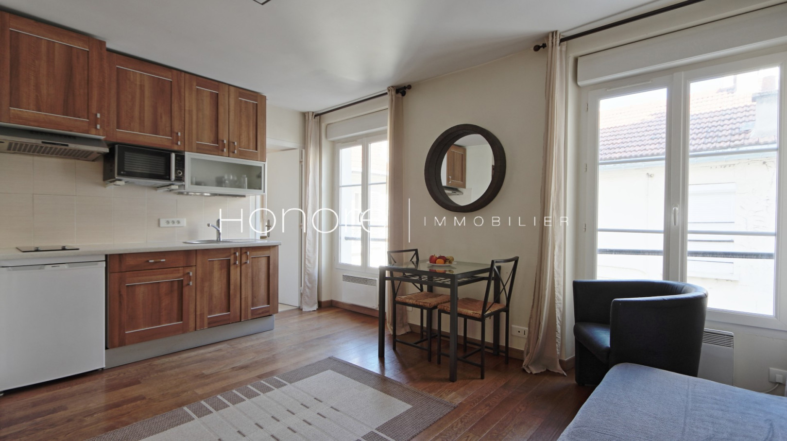 
                                                Location
                                                 PARIS 16 – PASSY / ANNONCIATION - CHARMANT STUDIO