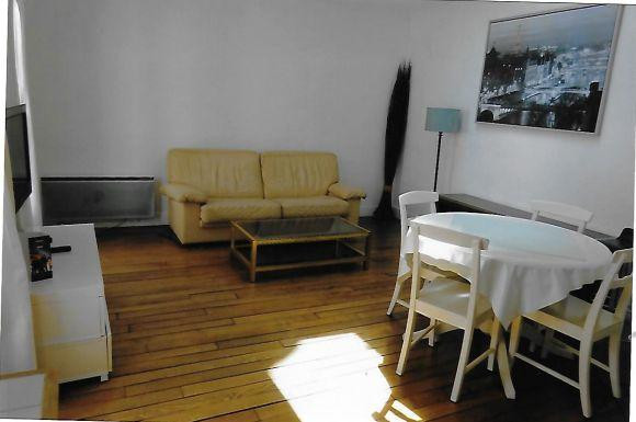 
                                                Location
                                                 Paris 16ème Apt 42 m² lumineux-calme-sécurisé