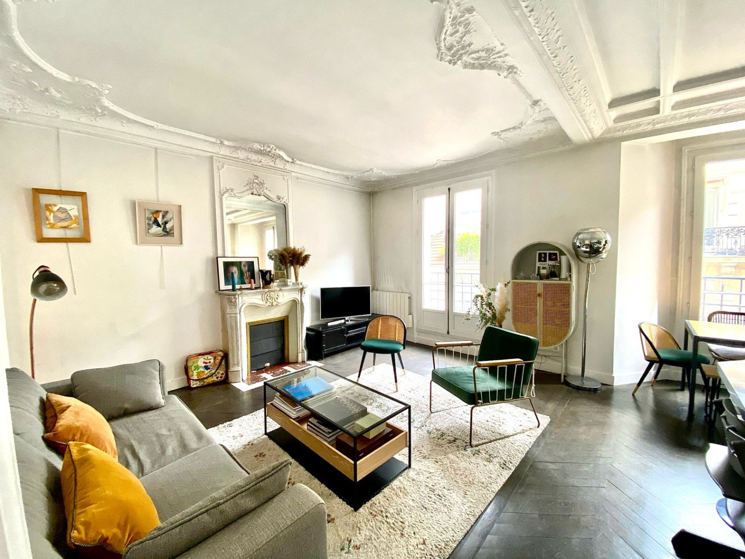 
                                                Location
                                                 Paris 17ᵉ – Cardinet / Cœur des Batignolles