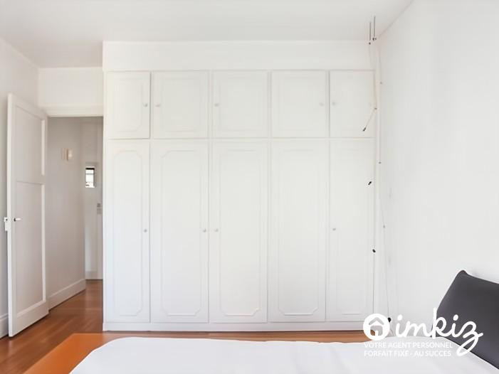 
                                                Vente
                                                 Paris 17e Lévis–Villiers – 2 pièces de caractère