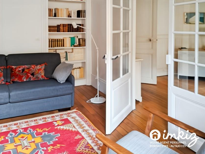
                                                Vente
                                                 Paris 18ᵉ  3 pièces avec balcon charme ancien