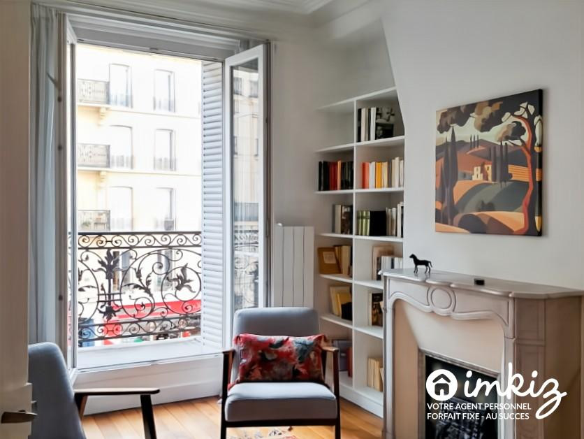 
                                                Vente
                                                 Paris 18ᵉ  3 pièces avec balcon charme ancien