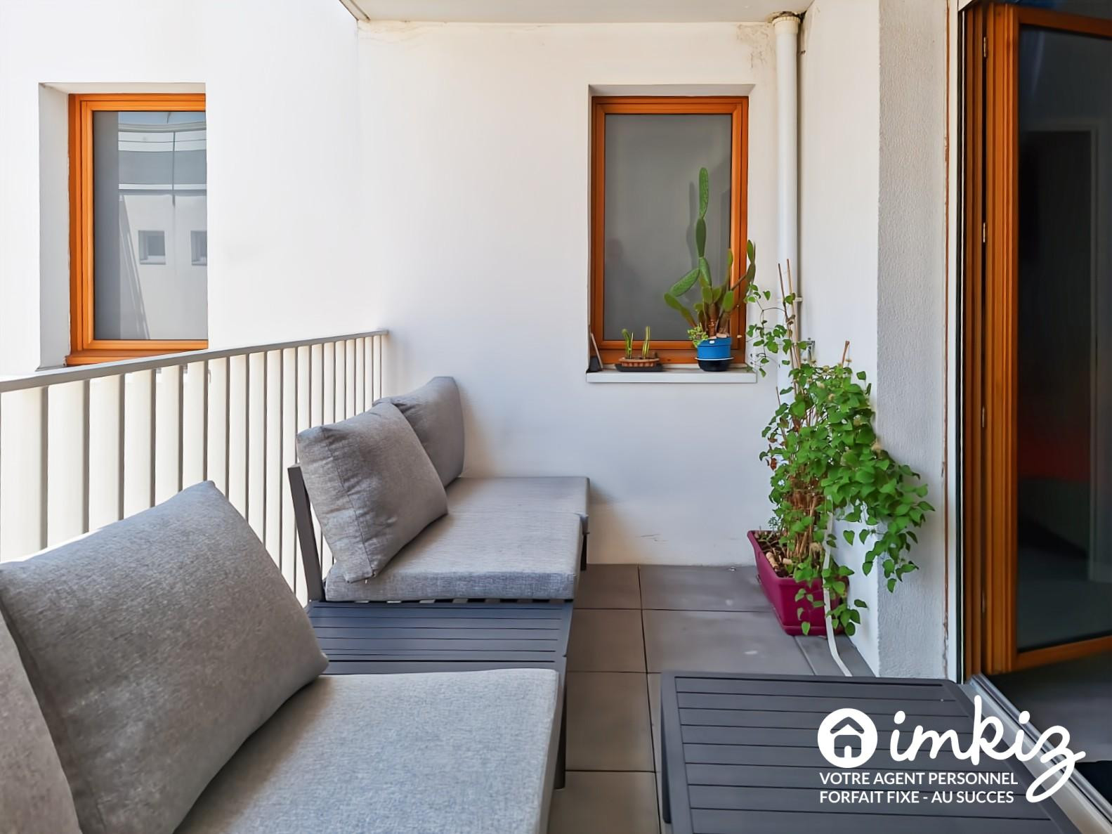 
                                                Vente
                                                 Paris 19ᵉ 3 pièces de 69,6 m² traversant 2 balcons