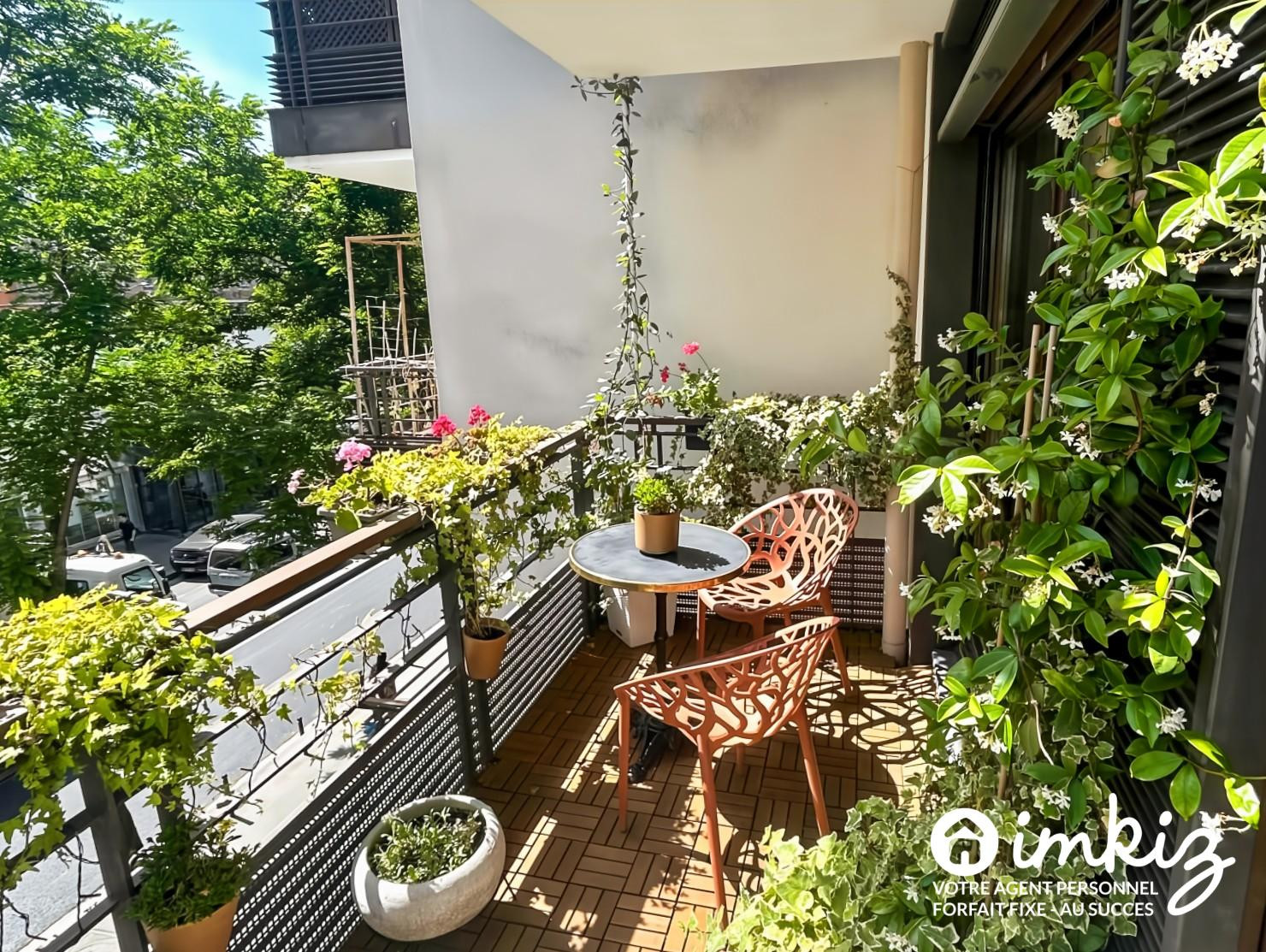 
                                                Vente
                                                 Paris 19ème 4P familial traversant balcon