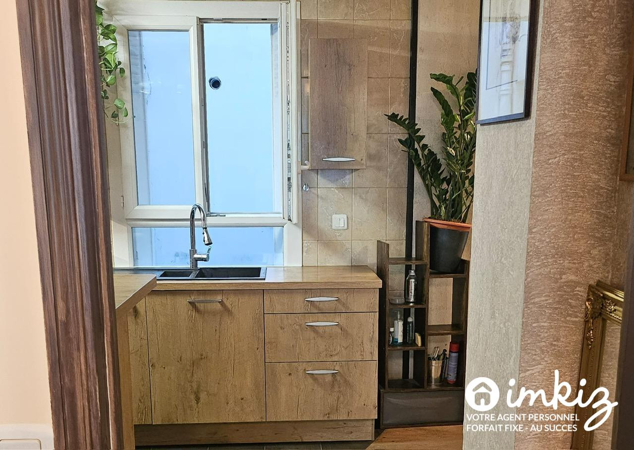 
                                                Vente
                                                 Paris 4ᵉ  5 pièces 95 m² meublé rendement locatif