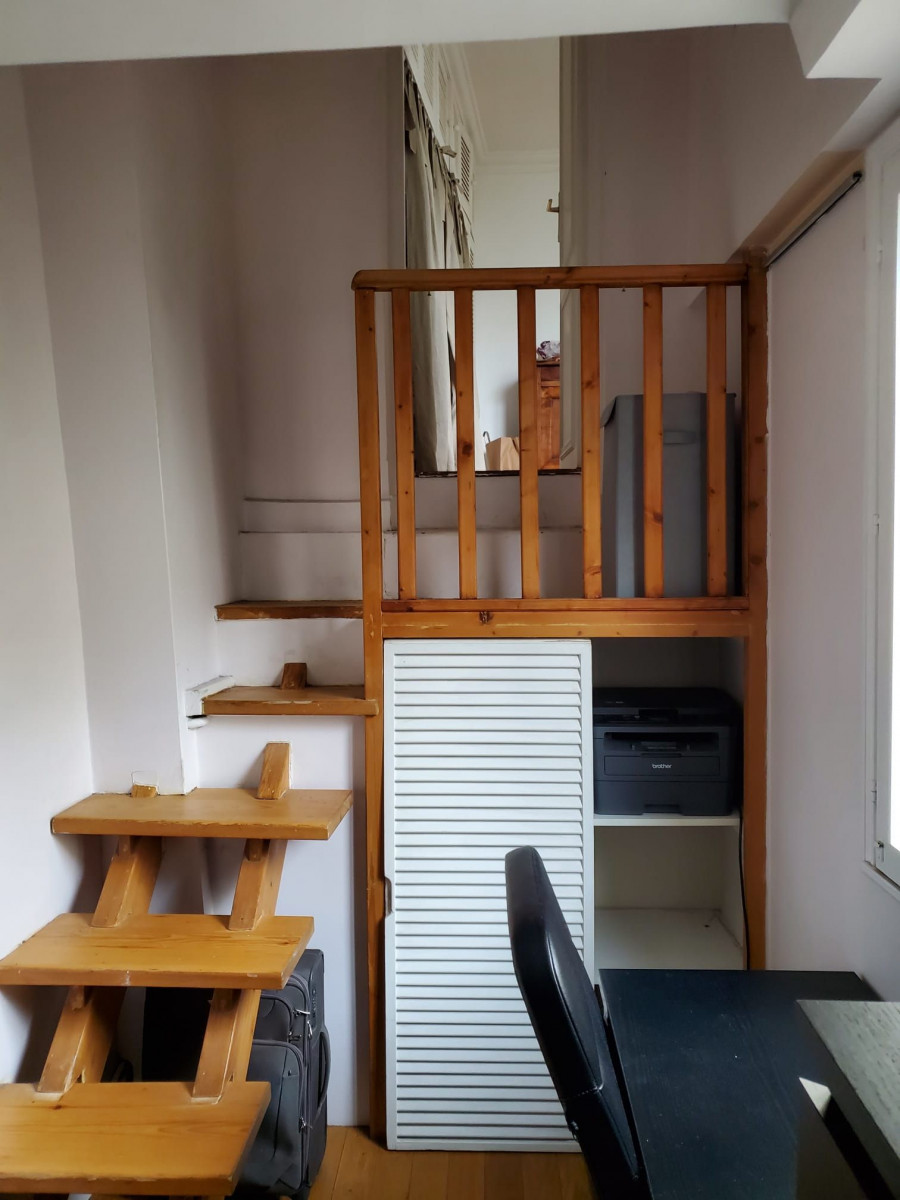 
                                                Location
                                                 Paris centre - 3 pièces cosy et calme à Notre Dame (loyer tout inclus)