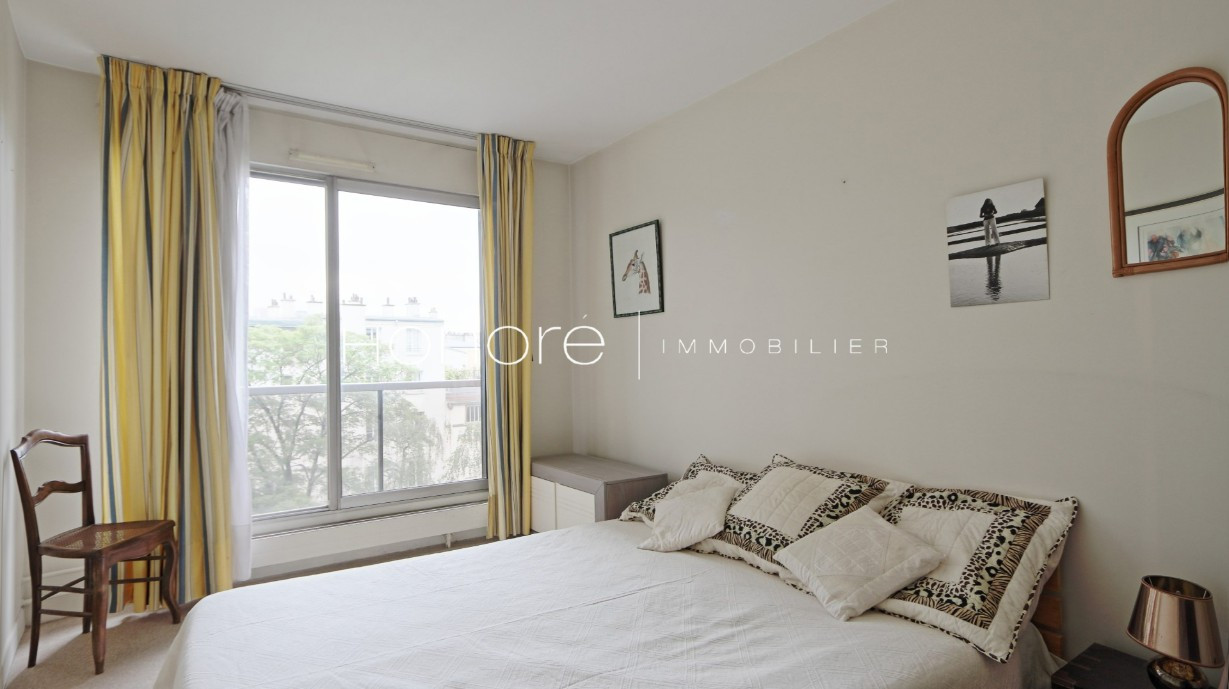 
                                                Vente
                                                 PARIS V - MONGE/CENSIER - 3 PIECES AVEC TERRASSE -