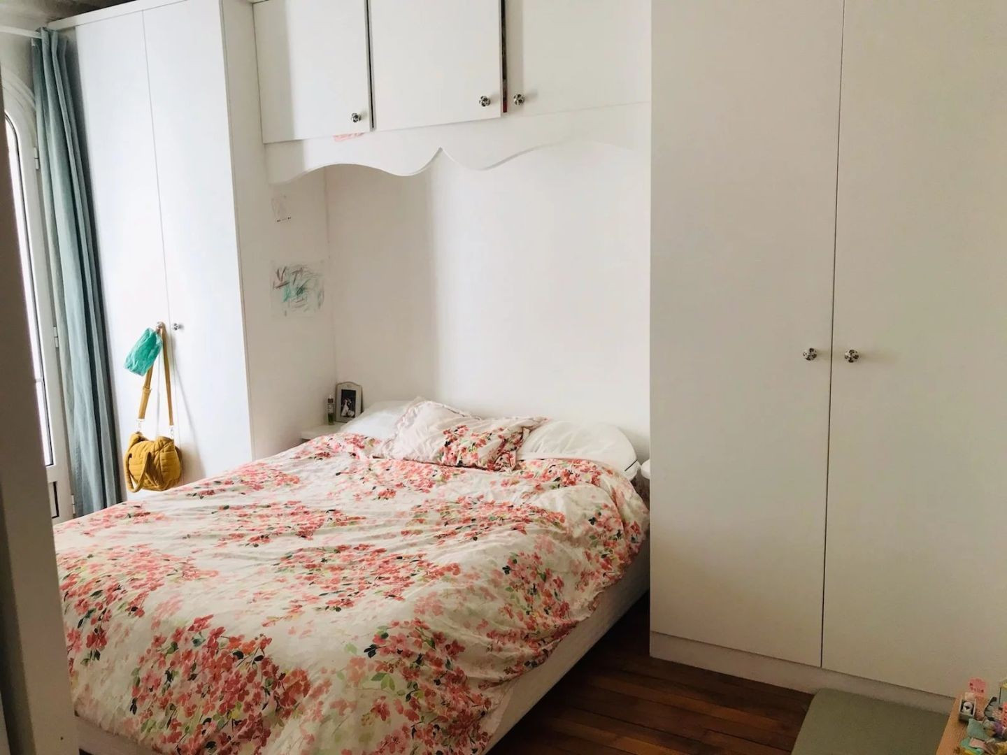 
                                                Vente
                                                 PARIS XVII - PEREIRE/SAUSSURE - 3 PIECES