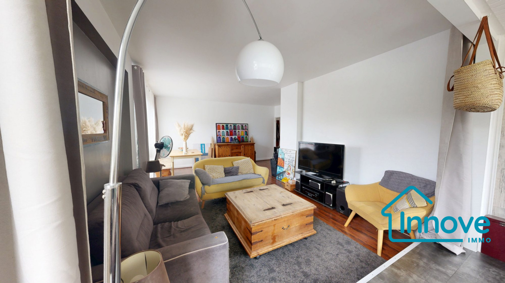 
                                                Vente
                                                 Parly 2 : appartement 3 pièces de 75 m² avec loggia, cave et p