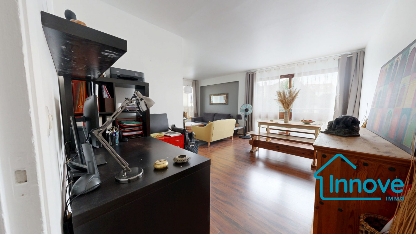 
                                                Vente
                                                 Parly 2 : appartement 3 pièces de 75 m² avec loggia, cave et p