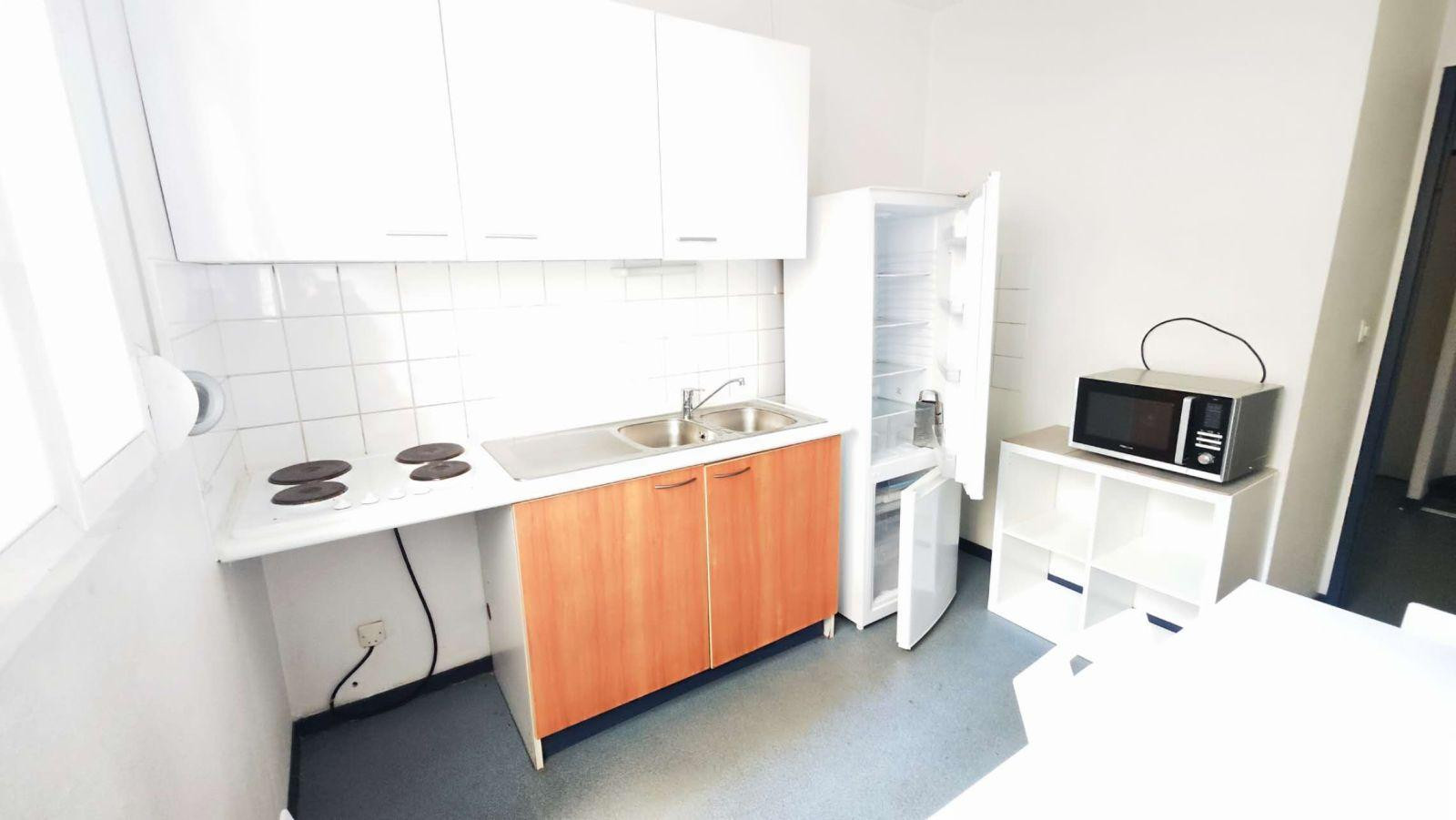 
                                                Location
                                                 Part dieu la Villette T2 55m2 meublé équipé