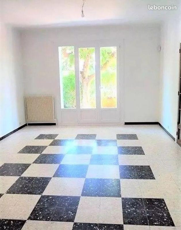 
                                                Location
                                                 Part loue villa F6-179m2+jardin Montpellier Ouest