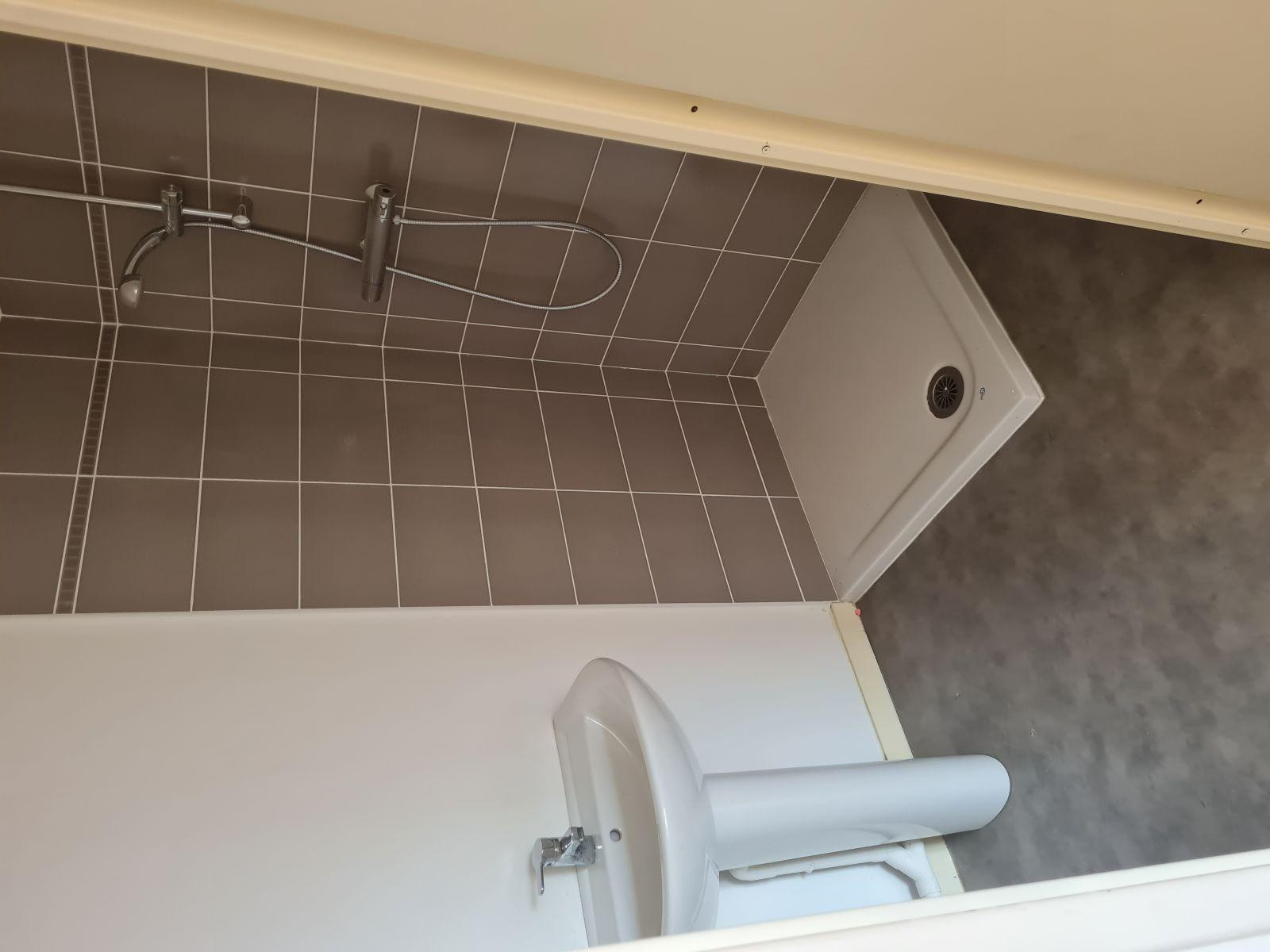 
                                                Location
                                                 Particulier loue T4 94m2 - Lille Marbrerie