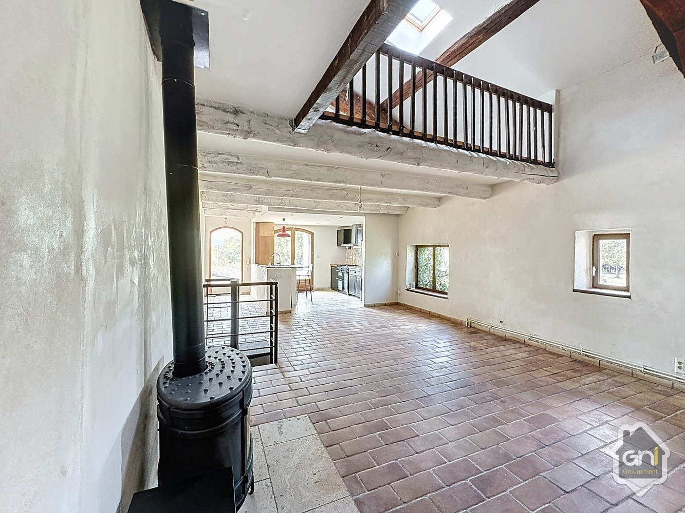 
                                                Vente
                                                 Partie de Mas avec dépendance sur terrain