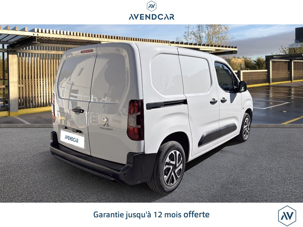 
                                                Utilitaire
                                                 PARTNER VU FOURGON 1.5 BLUEHDI 100 650KG L1 M START-STOP