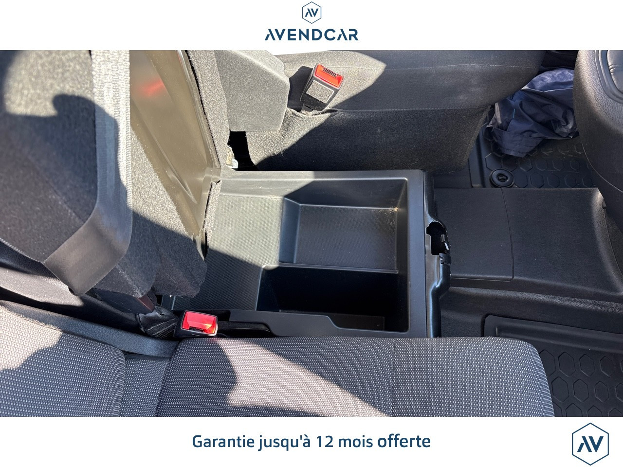 
                                                Utilitaire
                                                 PARTNER VU FOURGON 1.5 BLUEHDI 100 650KG L1 M START-STOP