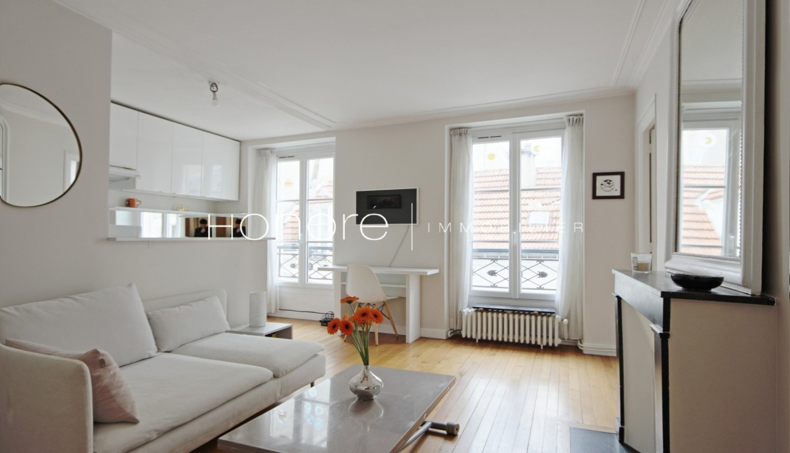
                                                Location
                                                 PASSY - ANNONCIATION / RAVISSANT DEUX PIECES