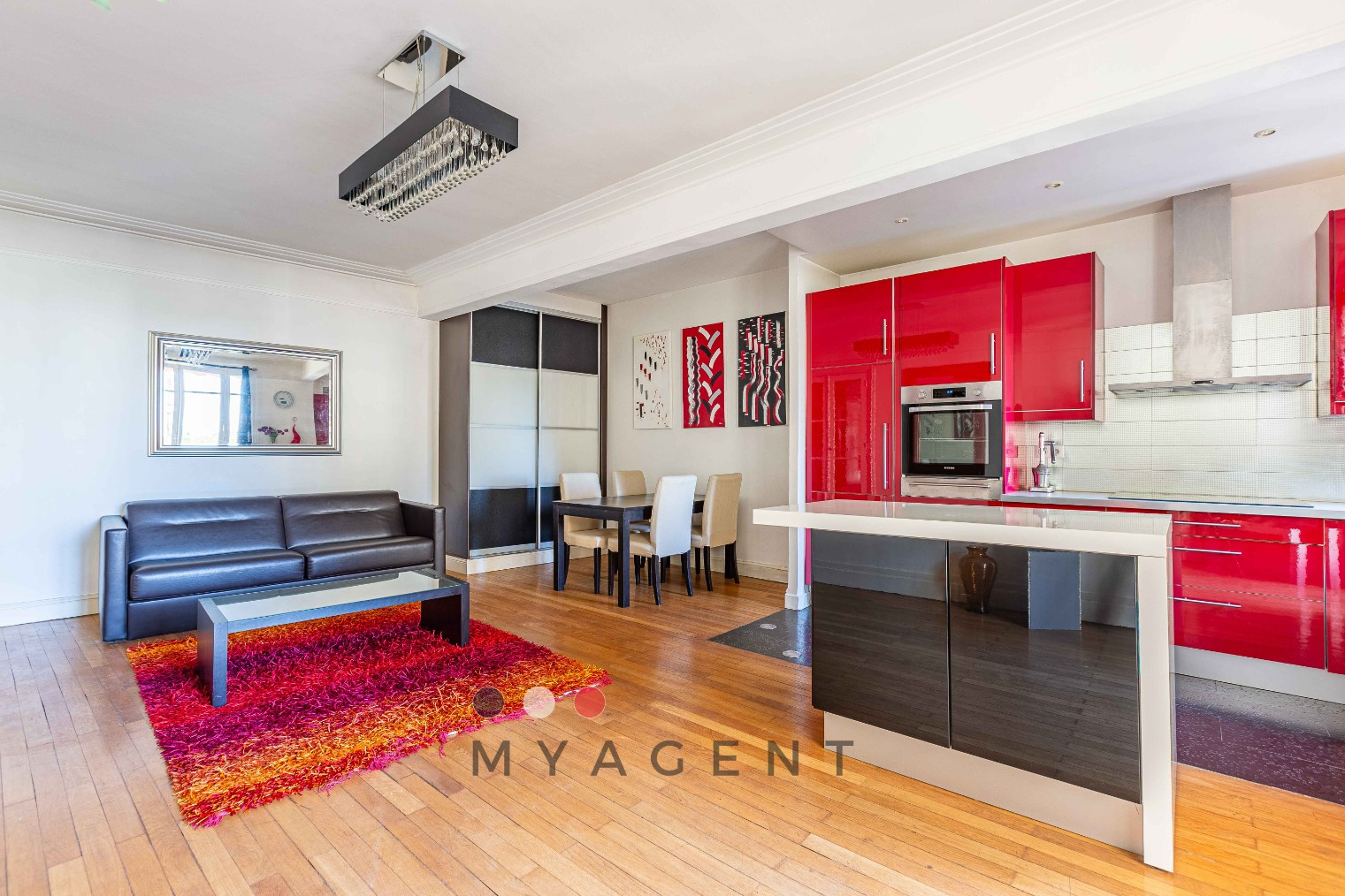 
                                                Vente
                                                 Passy / Seine – 60 m² – Vue dégagée