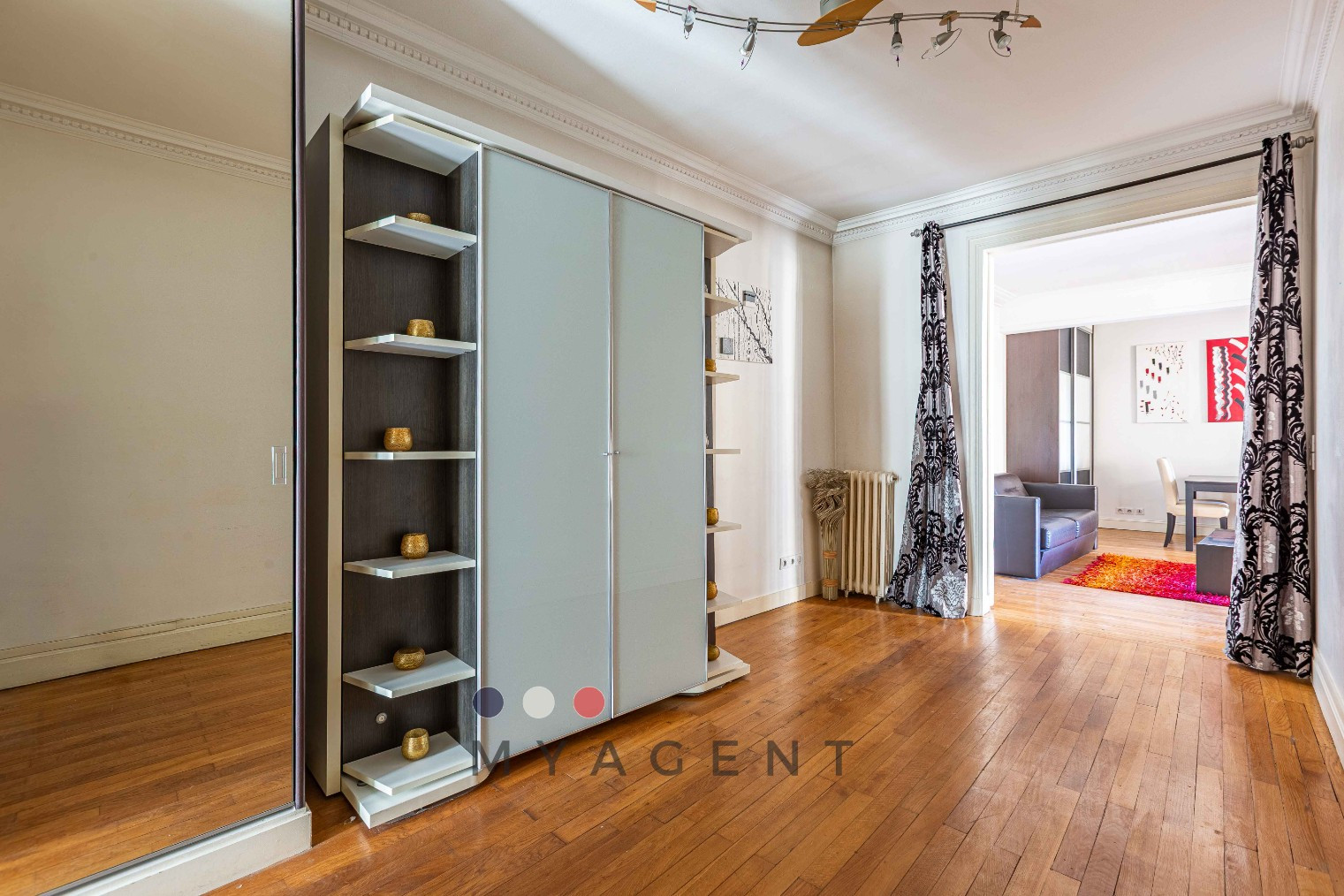 
                                                Vente
                                                 Passy / Seine – 60 m² – Vue dégagée