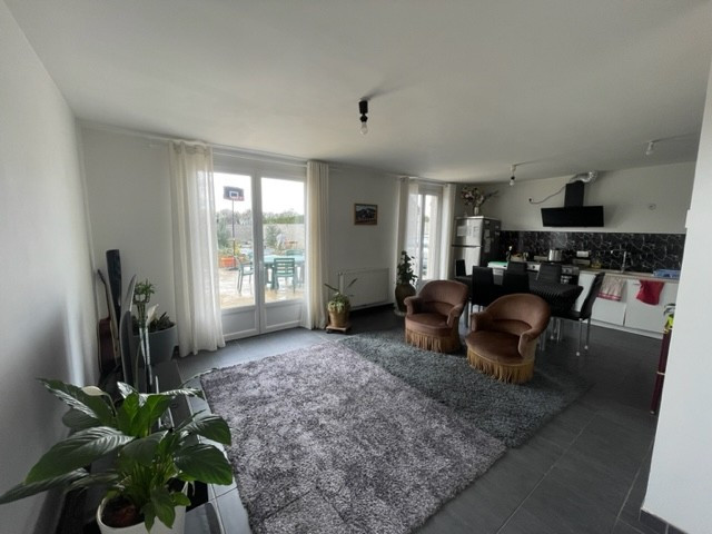 
                                                Vente
                                                 PAVILLON 5 CHAMBRES