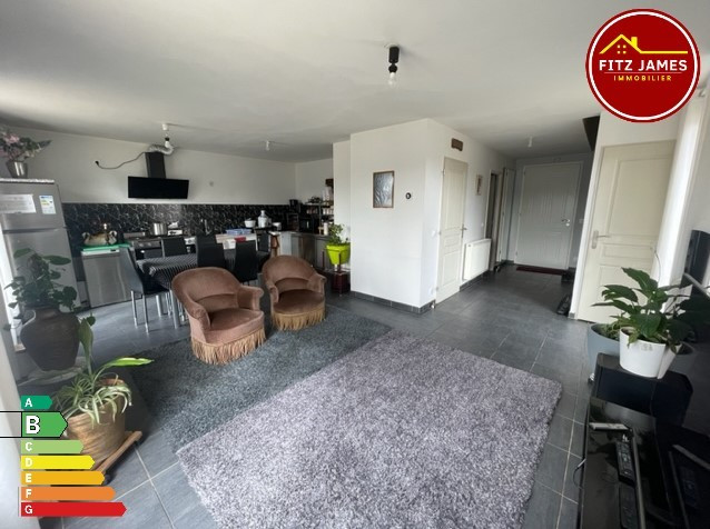 
                                                Vente
                                                 PAVILLON 5 CHAMBRES