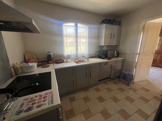 
                                                Vente
                                                 PAVILLON 5 CHAMBRES