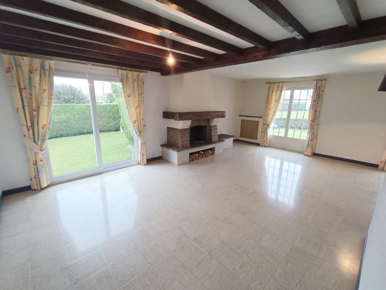 
                                                Vente
                                                 Pavillon 5 chambres plain-pied