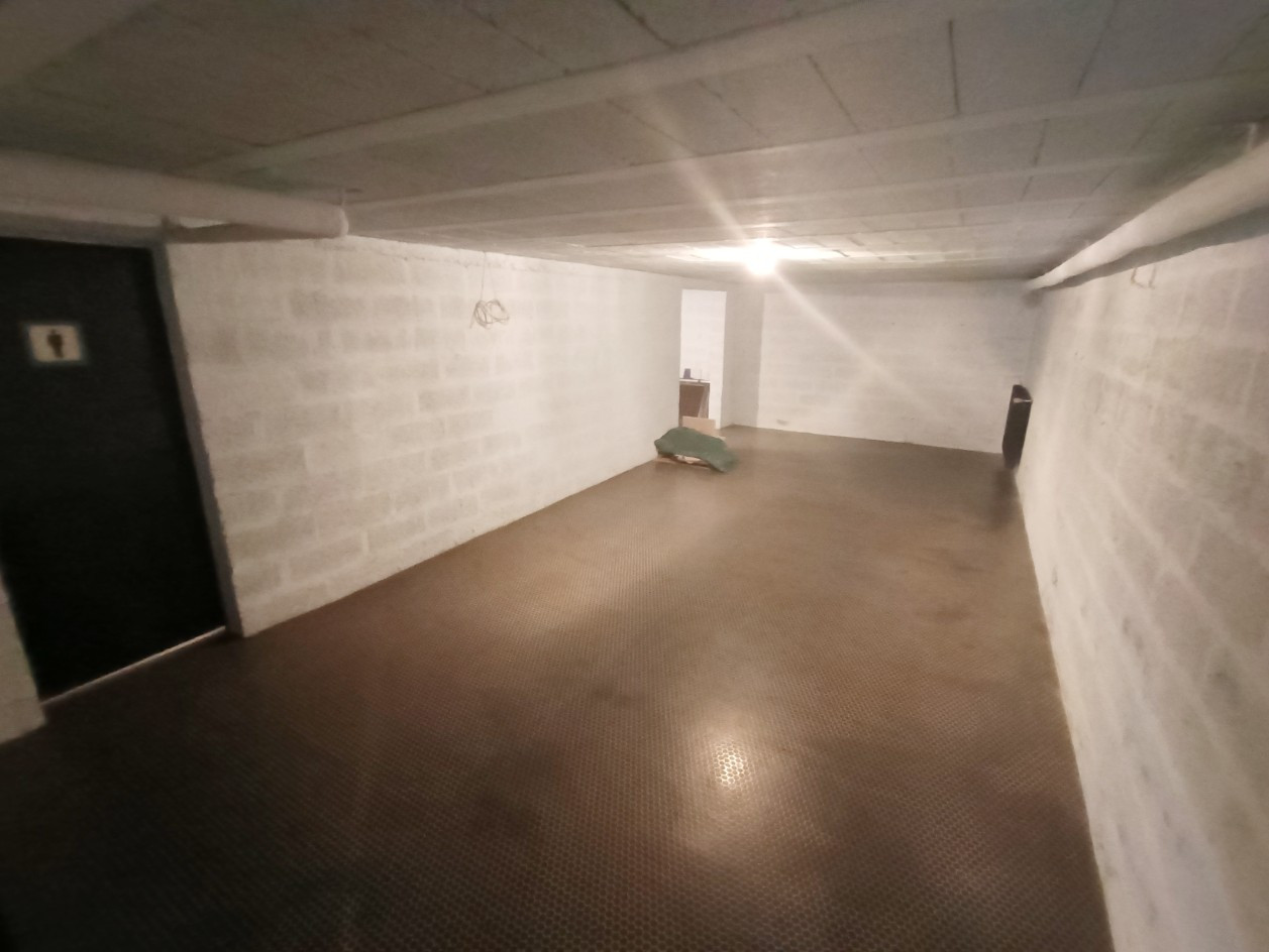 
                                                Vente
                                                 Pavillon 5 chambres plain-pied