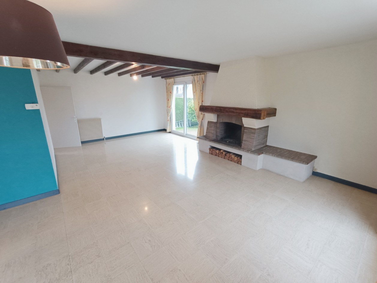 
                                                Vente
                                                 Pavillon 5 chambres plain-pied