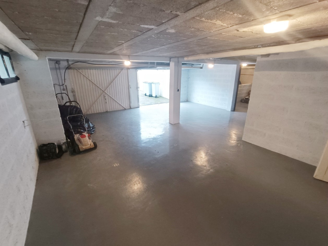 
                                                Vente
                                                 Pavillon 5 chambres plain-pied