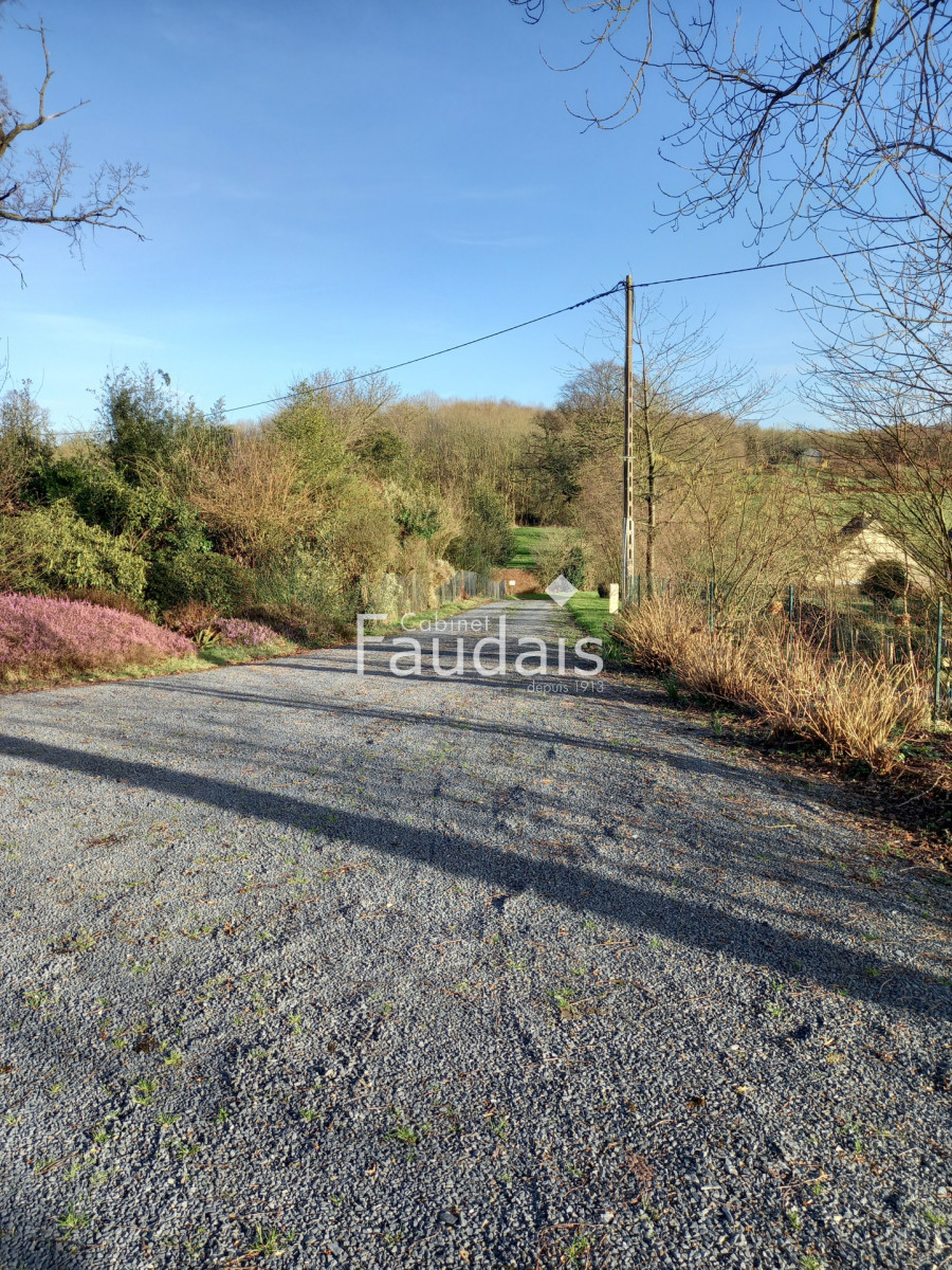 
                                                Location
                                                 PAVILLON A LOUER 170 M2 A 5 MIN DE SAINT-LO