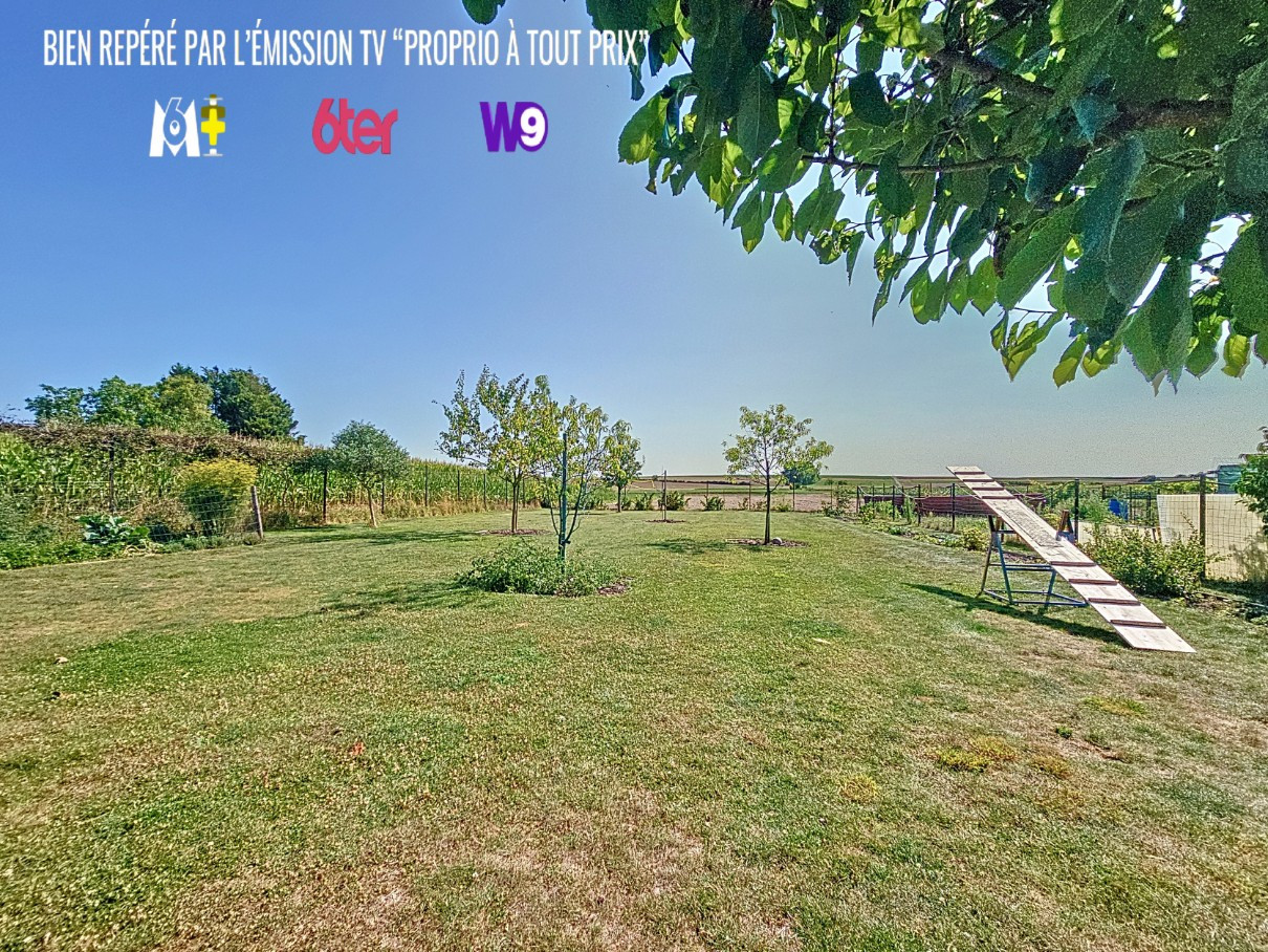 
                                                Vente
                                                 PAVILLON HAUT DE GAMME